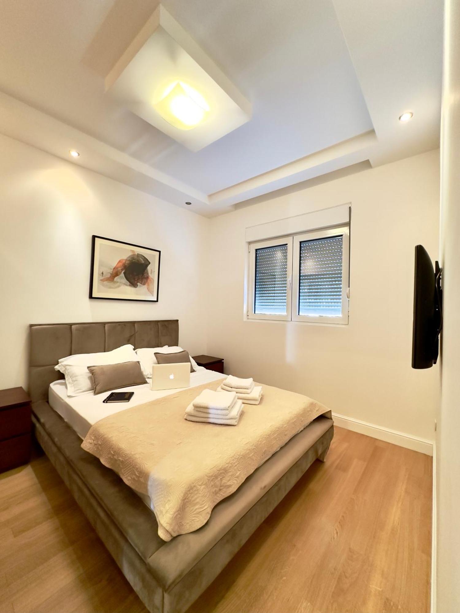 Apartment Lux Superior 120m2 In Heart Of