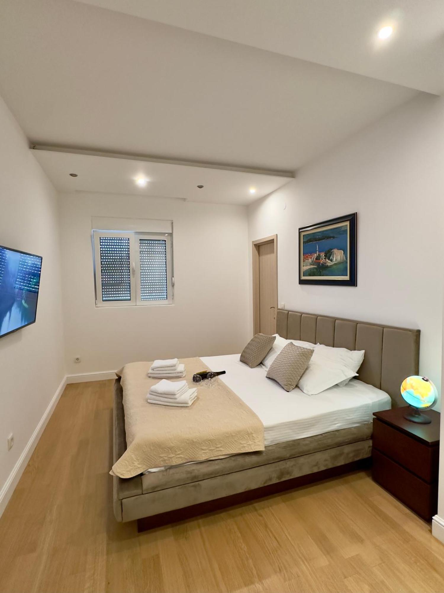 Lux Superior 120m2 In Heart Of Apartment