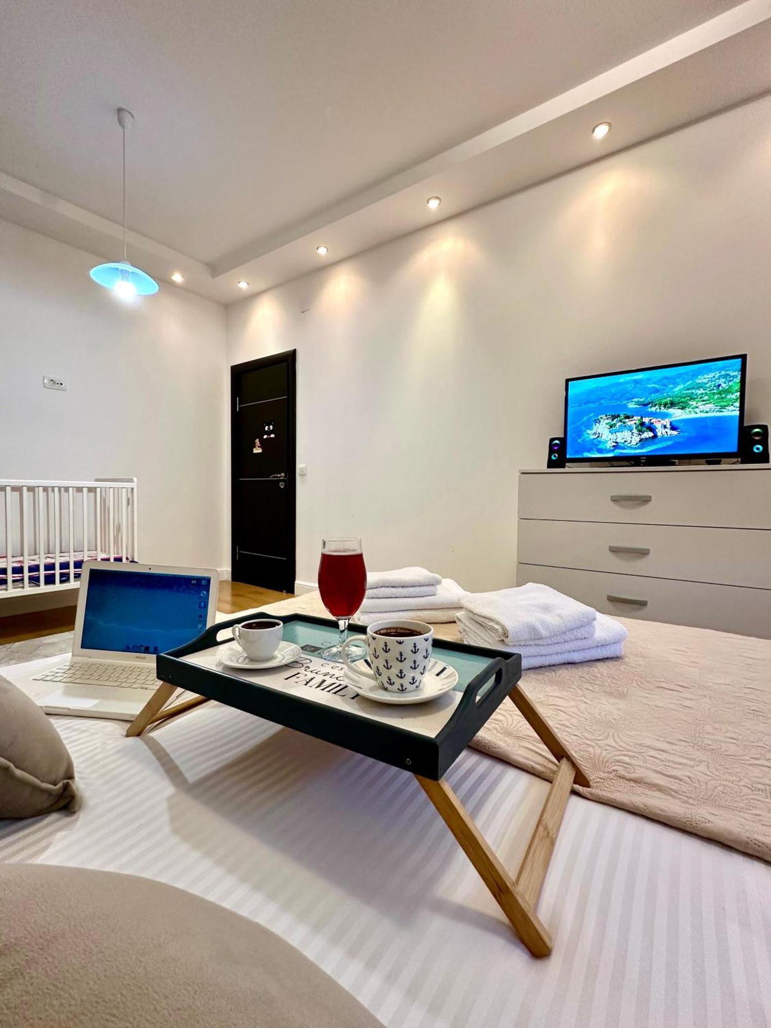 Lux Superior 120m2 In Heart Of Budva